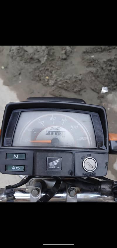 10 by 10 Engine condition body bi ok ha just buy and drive