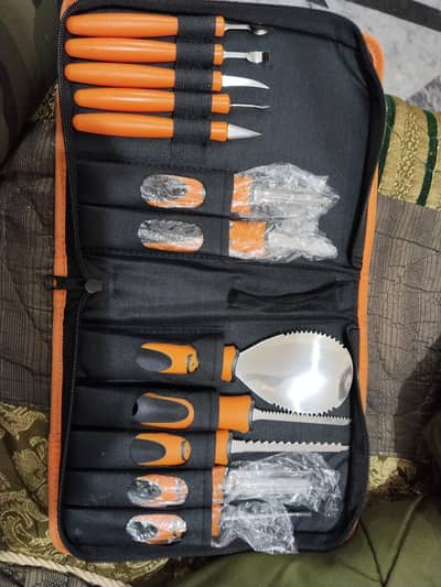 imported Carving kit complete