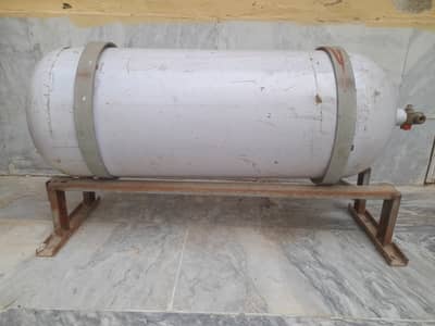 Landirenzo CNG kit with tank advancer