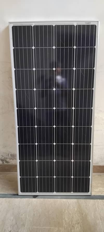 160 watt Sunlife Company Solar plate.