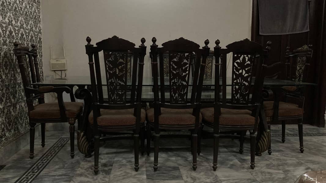 dining table 8 seater 0