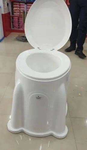 Comfortable Bathroom Commode Chair Available! 