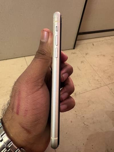 iPhone 11 office pta approved