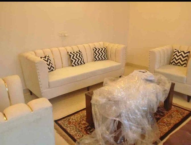 صوفے کا کپڑا چینج کرایے وہ بھی اپنے گھر پر واٹس ایپ پر رابطہ کریں 3