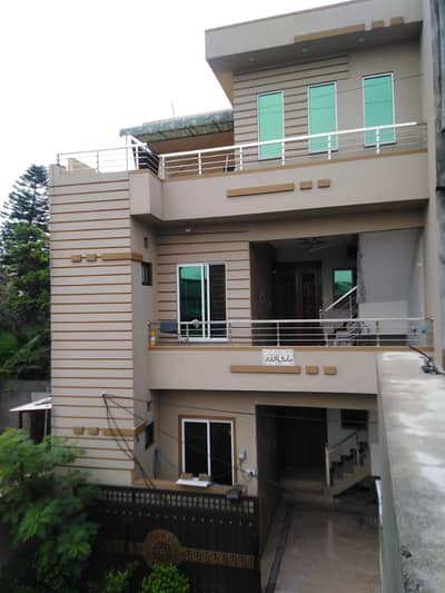 New 5 Marla triple story house for sale