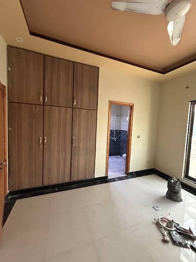 10 Marla Lower Portion Available For Rent Wapda Town Ph1 Block F2