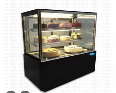 Cake Display Chiller for Sale – Commercial Use