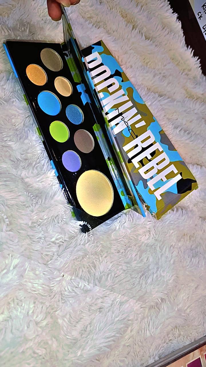 eyeshadow pallets 3
