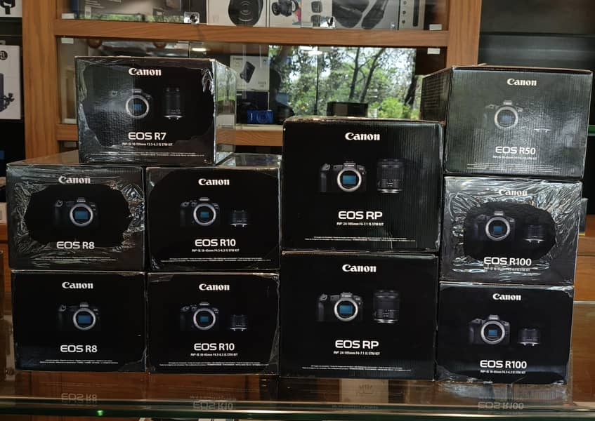 CANON EOS/R50 0