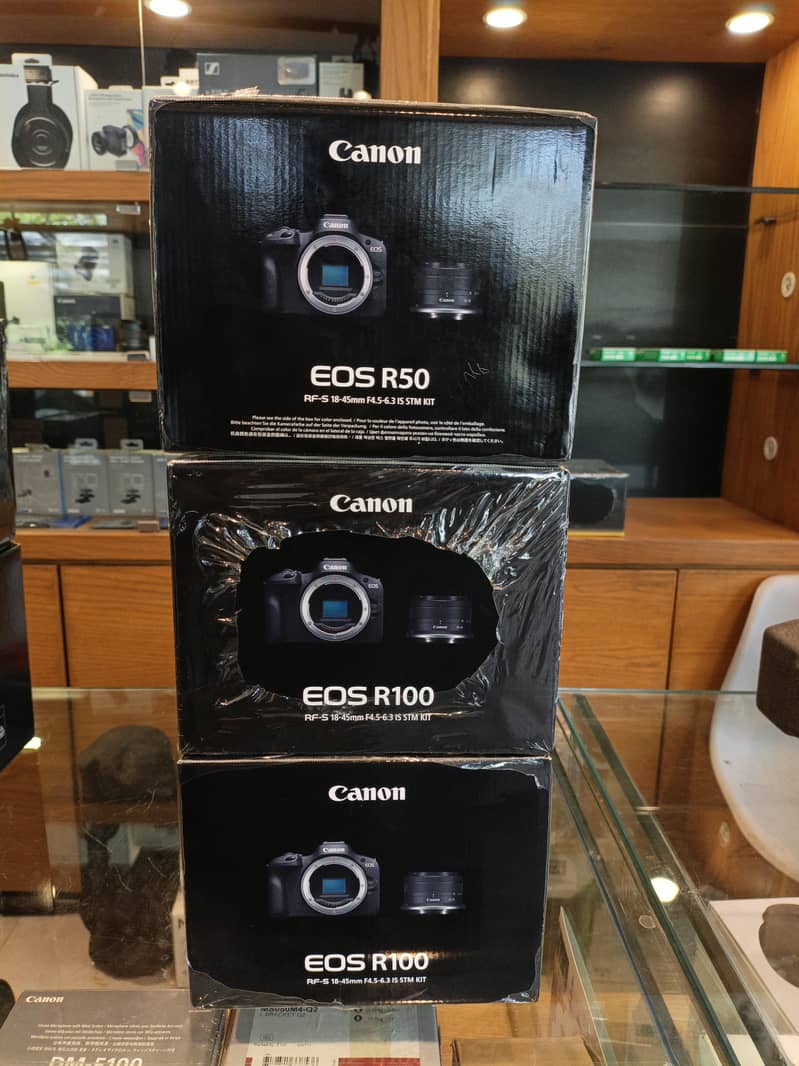 CANON EOS/R50 2
