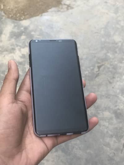 LG V35 ThinQ Gaming Device