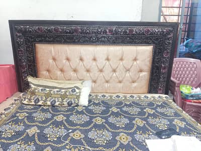 bed set almari or showcase