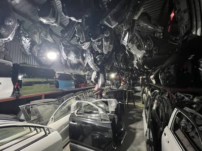 All Japanese Cars 100 % Geniune/Bumpers/Grills/Lights/Fender/bonnat