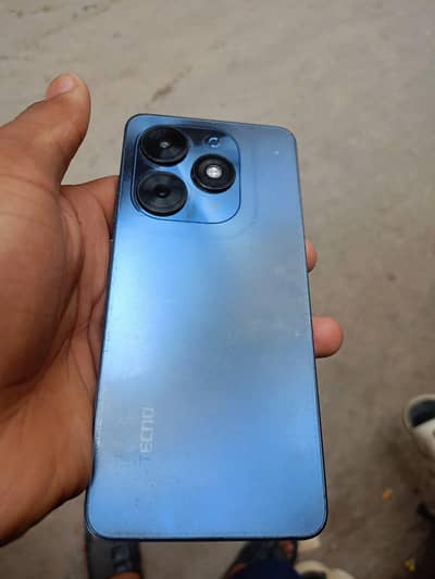 Tecno spark go 2024