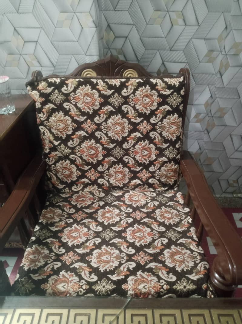 Sofa Set With Table 1