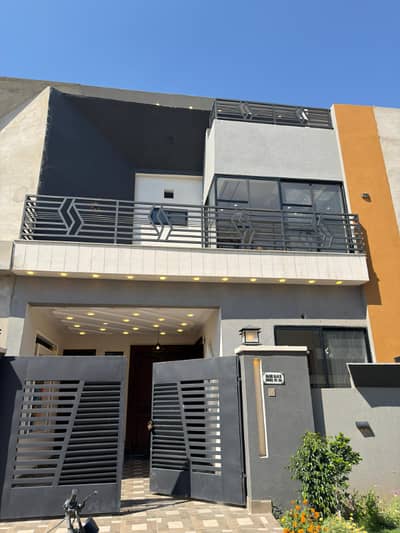 4.5 Marla Brand New house available for sale in buch vilas Multan