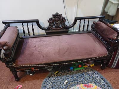 used dewan in good condition pire wood