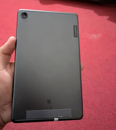 Lenovo M8 Tablet