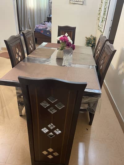 Dining table 6 person
