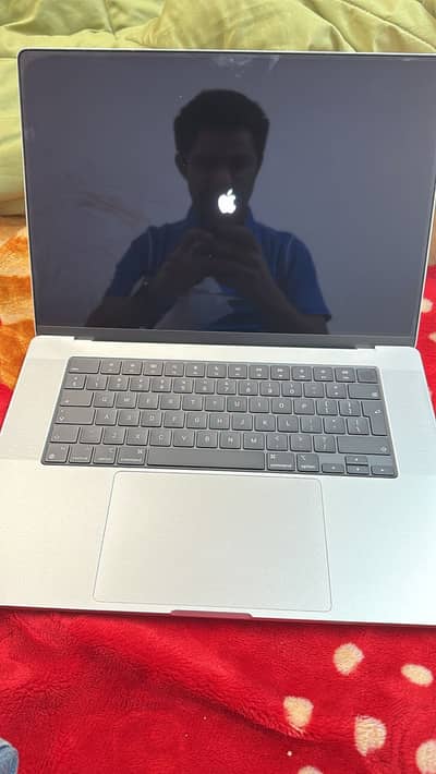 MacBook M4 Pro Max 16”48/1tb just open box New