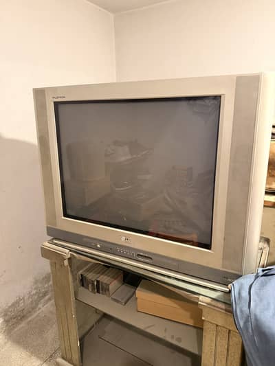 LG 29" Flatron TV with Trolley