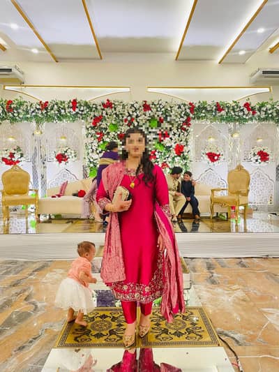 fancy dress / dress / preloved dress / dress for sale