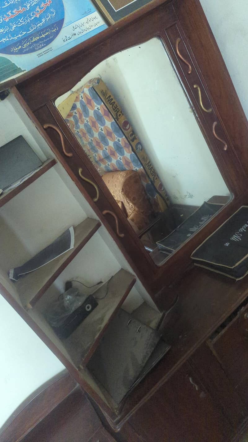 dressing table 1