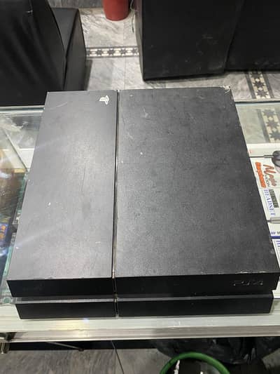 PS4 Fat Jailbroken Golden HEN - 2 Original Controllers