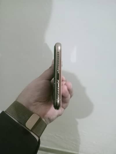 APPLE IPHONE XS MAX (GOLDEN) PTA APPROVED