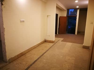 1500 Sqft Silent Office Use Ideal Location In Gulberg 2 Lhr Reasonable Rent Demand Rs 90k