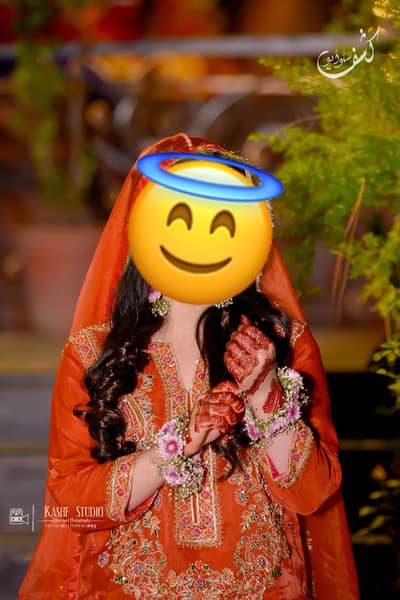 DRESS / WEDDING WEAR DRESS / PRELOVED DRESS / DRESS FOR SALE