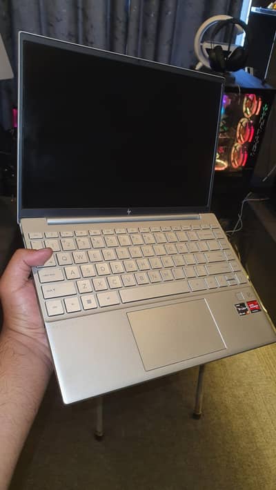 HP Pavilion Aero 13 (Ryzen 5 / 16GB RAM / 512GB SSD)