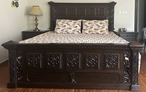 Bed set - complete with dresser