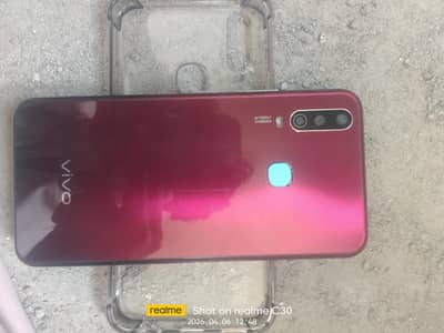 Vivo y17