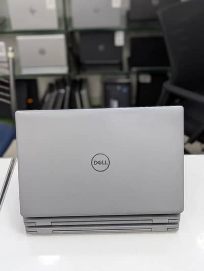 Dell Latitude 5540 | Core i5 13th Gen | 10 Cores | 8GB RAM | 256GB SSD