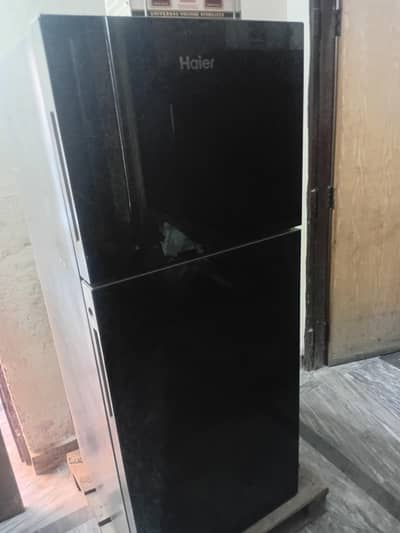Haier fridge 4 sale bus compressor kharb. hai ase he sale krna hai