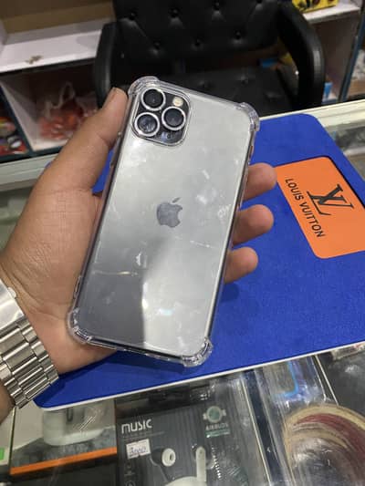 Phone 11 Pro - 512GB - Silver - Bypass - Neat Unit