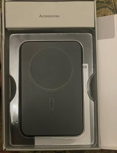 ESR Wireless magsafe power bank