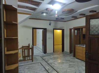 1 Kanal 4 Bed Upper Portion For Rent