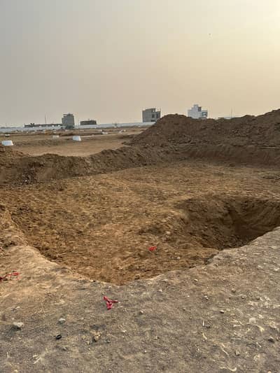 LEASED PLOT FOR SALE PRIME LOCATION OPPOSITE OF SAIMA & FALAKNAZ PROJECT