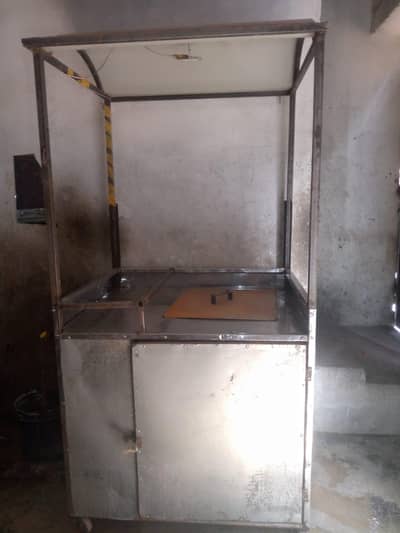 Deep frier food counter for sale.