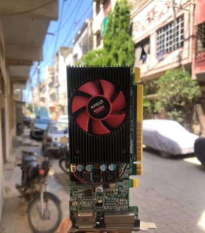 AMD Radeon R5 430 (2GB GDDR5)