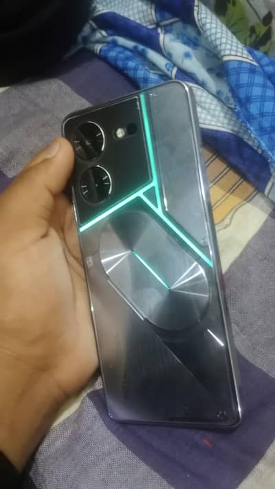 TECHNO POVA PRO 5G. / RAM : 8+8/256.