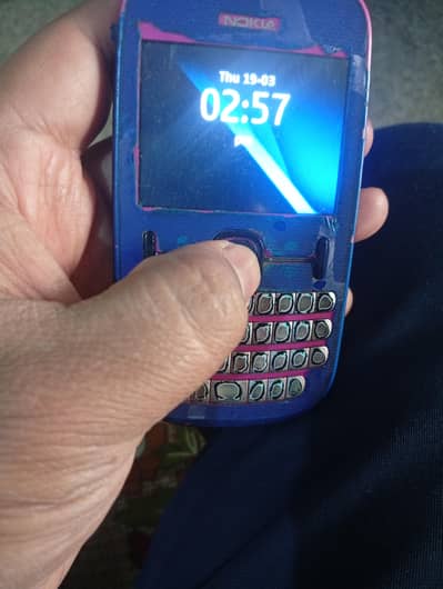 nokia asha 200  8/10 h urgent sale dual sim official PTA 55721