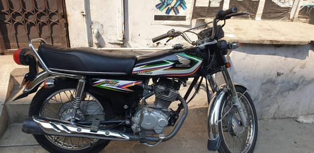 Honda 125 total jeniune 03224577819