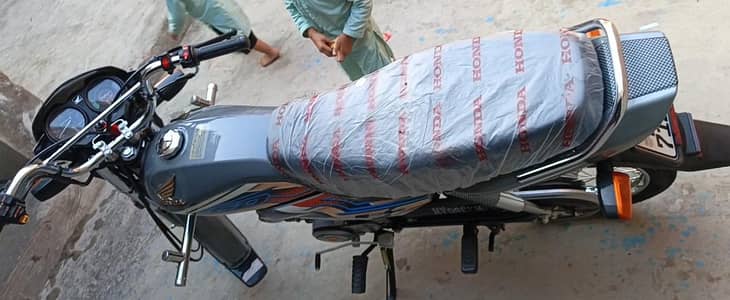 honda cd 70 dream 10/10 condition