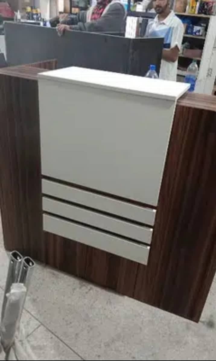 Reception Table | Counter Table 5