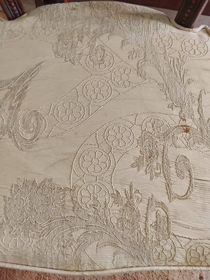 solid wood chiniyoti dining table 3