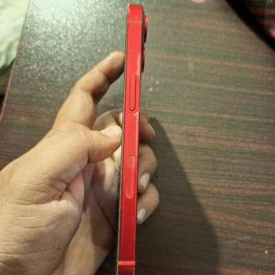 IPHONE 13 *URGENT SALE*