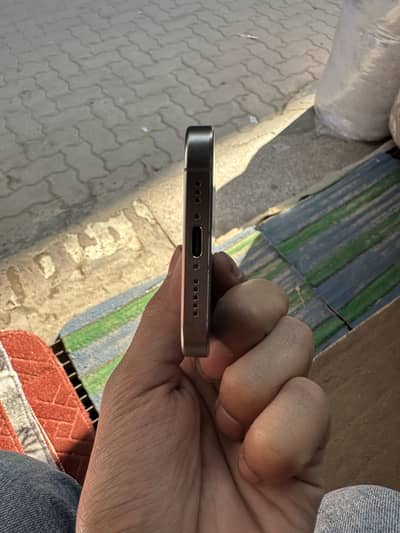 iPhone 15 pro 128 gb jv